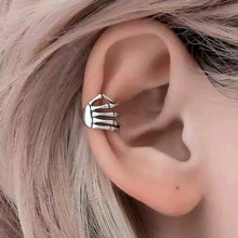 Load image into Gallery viewer, Skeleton Claw Ear Cuff
